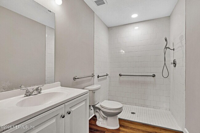 Building Photo - 12522 Macaw Dr