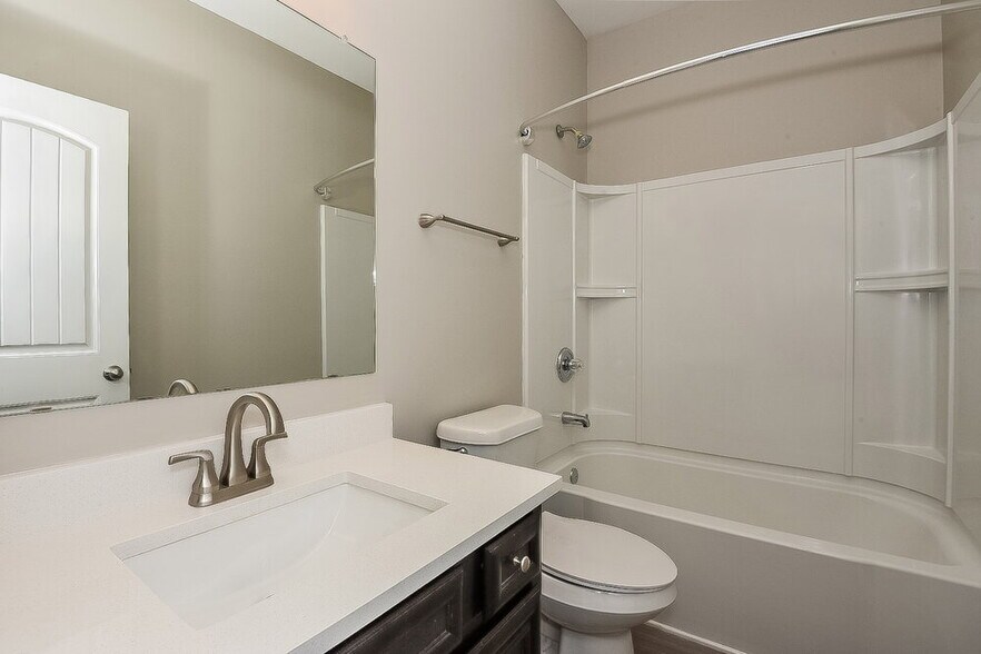 Building Photo - 311 Upper Pheasant Ct