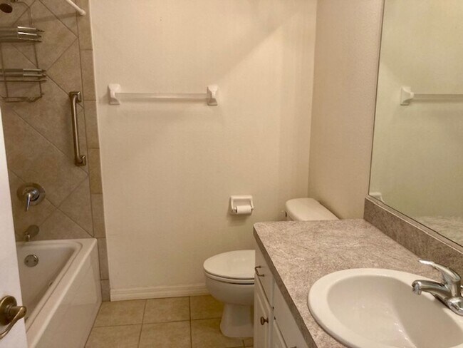 Building Photo - 11246 W Freshwater Path