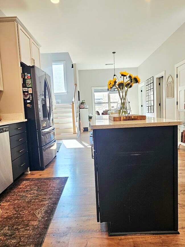 Building Photo - Beautiful 4-bedroom, 2.5- bath home with bonus room, Hedgefield subdivision Prattville, AL.