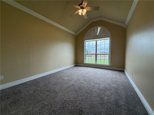 Building Photo - 5203 S Brooks Cir