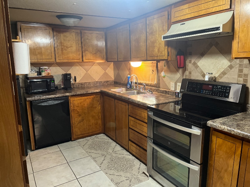 Building Photo - 914 Marsh Ave