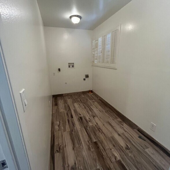 Building Photo - 24246 Hatteras St