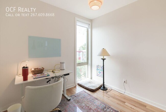 Building Photo - 2029 E Huntingdon St