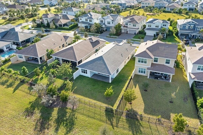 Building Photo - 1346 Harvester Xing