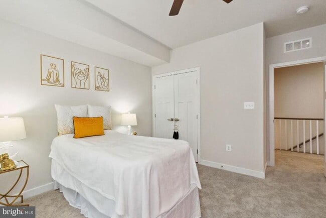 Building Photo - 10700 Presidential Pkwy