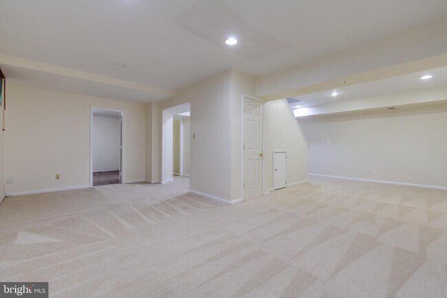 Building Photo - 7107 Dudrow Ct