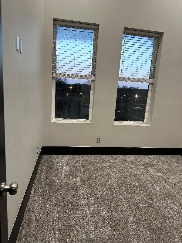 Building Photo - 430-432 Main St