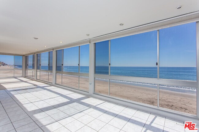 Building Photo - 22548 Pacific Coast Hwy