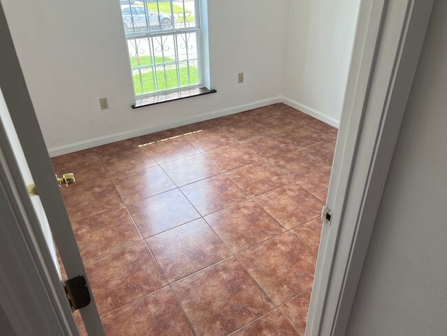 Building Photo - 4536 Viola St