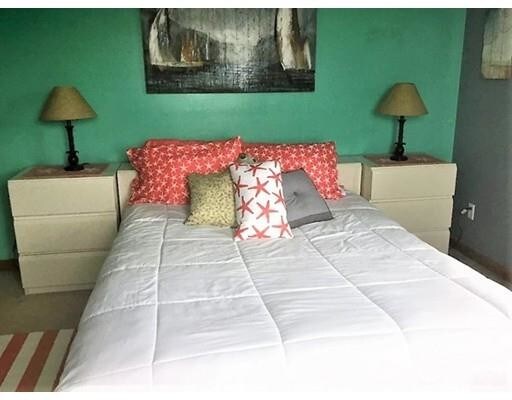 Building Photo - 29 Silver Shell Beach Dr