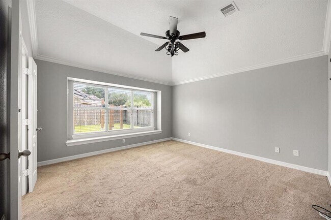 Building Photo - 11010 Starling Creek Dr