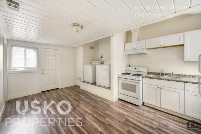 Building Photo - "Charming 2-Bedroom Duplex on Mendocino Bl...