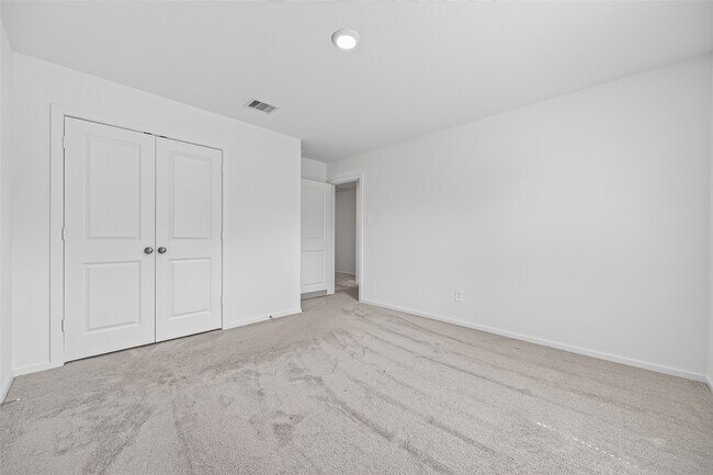Building Photo - 17938 Becker Lndg Dr