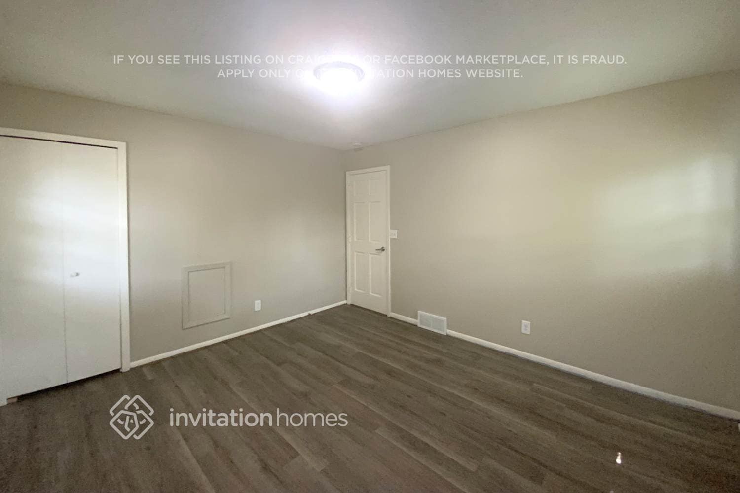 Building Photo - 1716 Lamplight Dr
