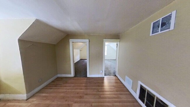 Building Photo - 11326 Saint Aubin St