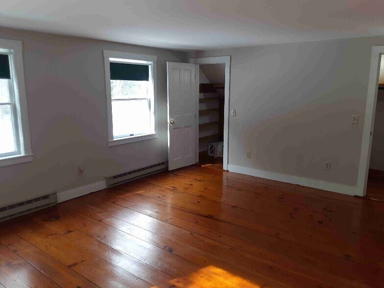 Building Photo - 133 Notch Rd