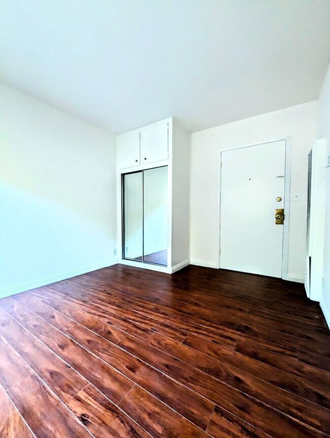 Interior Photo - Tamarind Apartments