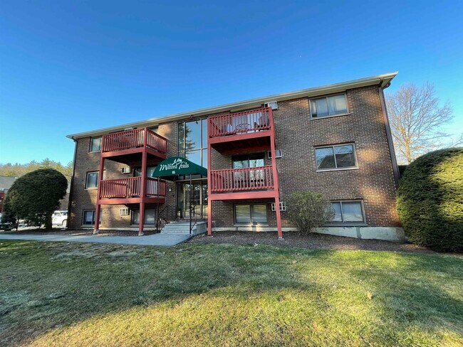 Building Photo - 99 Powers St