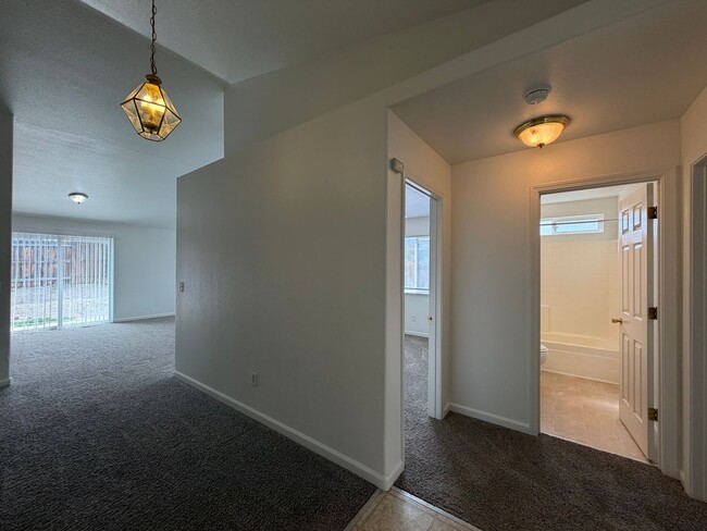 Building Photo - 411 Wasatch Cir