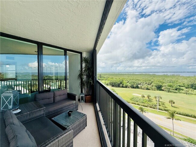 Building Photo - 8800 S Ocean Dr