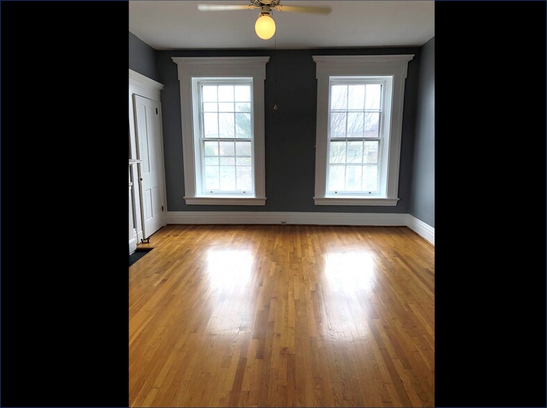 Building Photo - 201 Garrard St