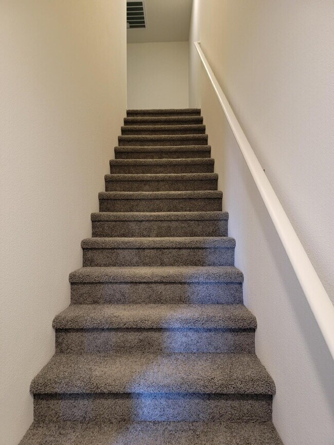 Building Photo - Brand New Home Never Lived In 3 bedroom, 2 bathroom, 2.5 bath, 2 Car Garage