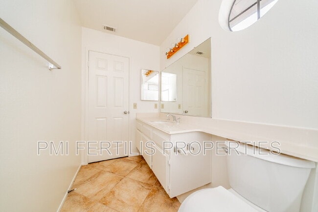 Building Photo - 10909 Rollins Ct