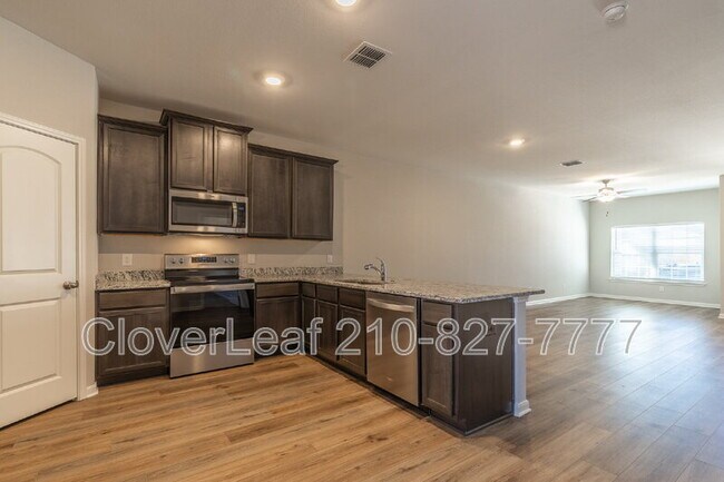 Building Photo - 9223 Foxing Blf