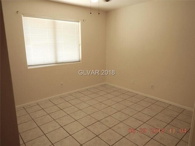 Building Photo - COMING SOON - Ready no later than Mid March