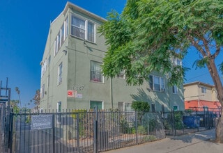 Building Photo - 1627 N Normandie Ave