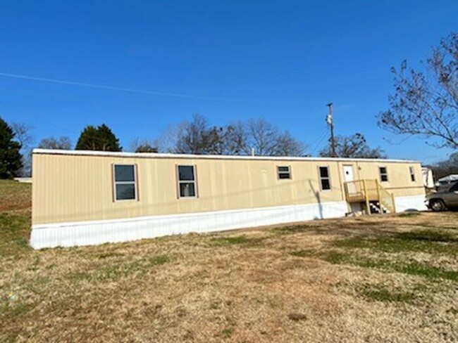 Primary Photo - Newly renovated! Must see! SECTION 8 OK!