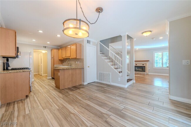 Building Photo - 512 Crumpler Pl