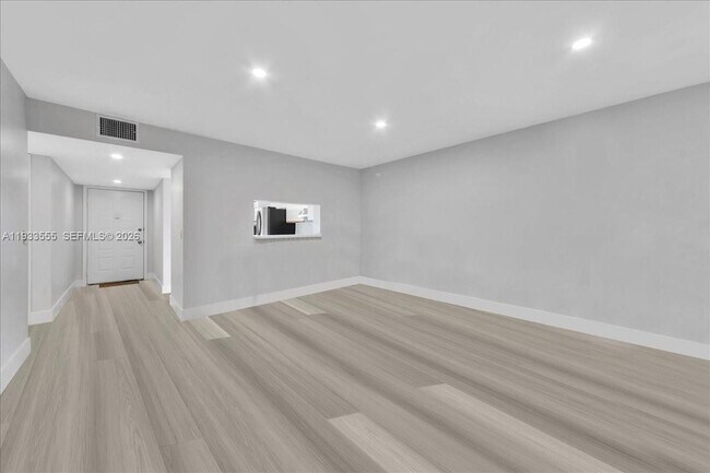 Building Photo - 13001 SW 11th Ct