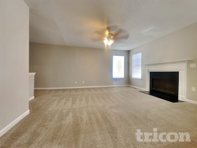 Building Photo - 6260 Phillips Lake Way