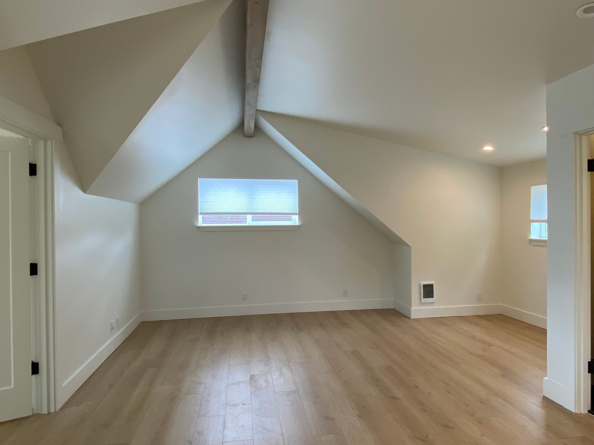 Building Photo - 4001 34th Ave SW
