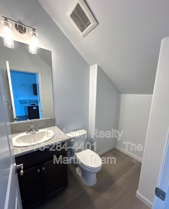 Building Photo - 2788 Plumas St