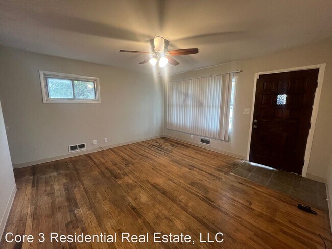 Building Photo - 3 br, 1.5 bath House - 1600 Pope