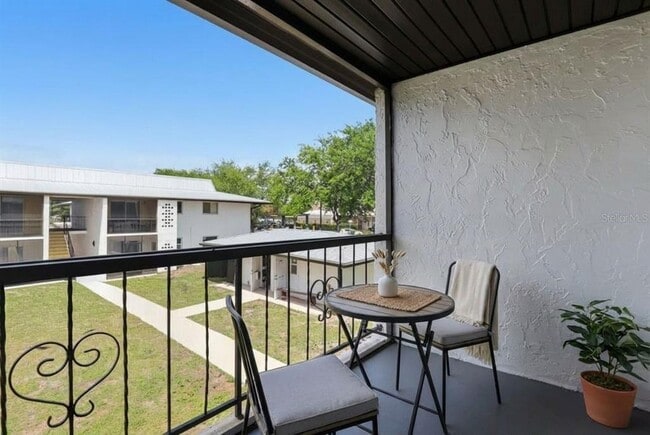 Building Photo - 4460 Oakley St