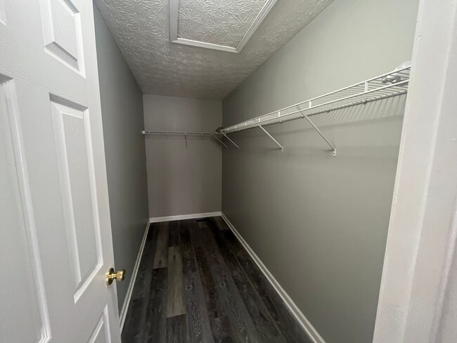 Building Photo - South Lafayette Modern and Spacious 4 Bed/...