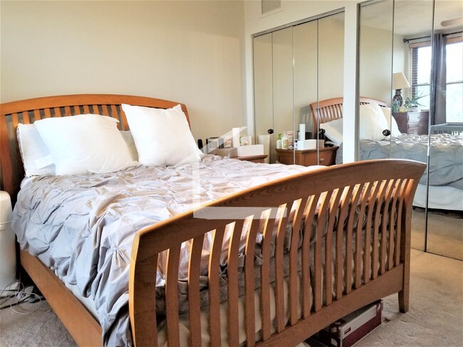 Building Photo - HOT ALLSTON LISTING!!!!