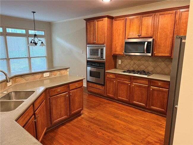 Building Photo - 7256 Village Creek Trace