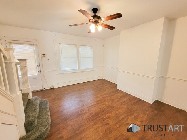 Building Photo - 3 Bedroom House in Belfield