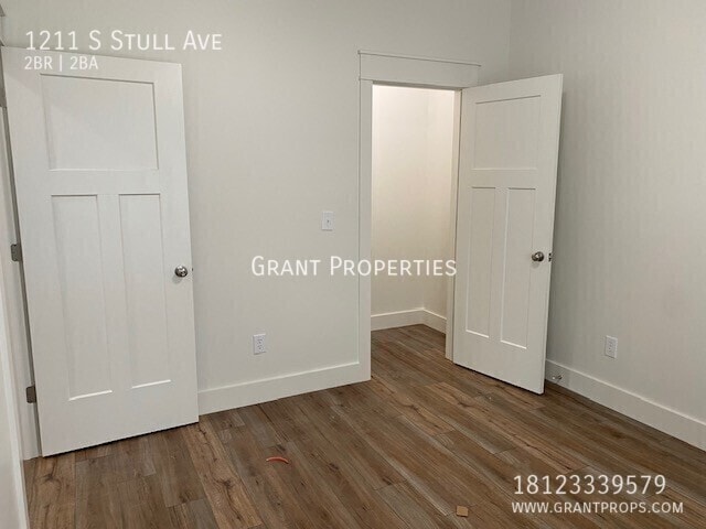 Building Photo - 1211 S Stull Ave