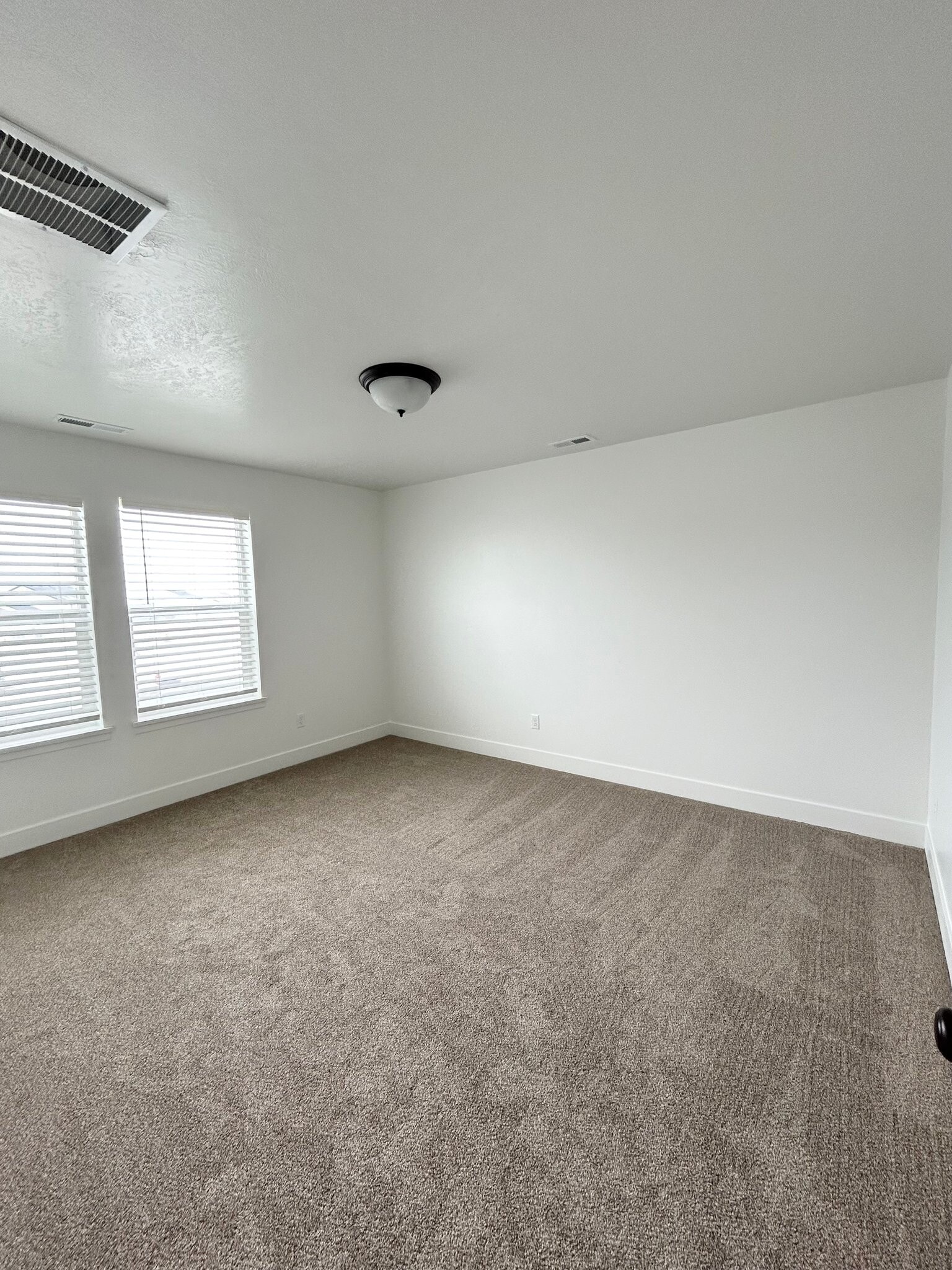 Building Photo - 3396 S 1300 W