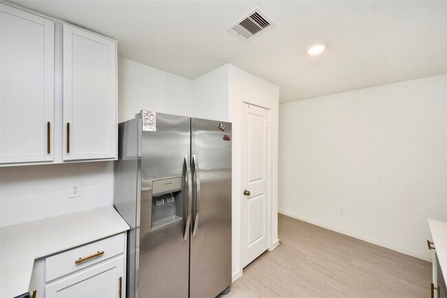 Building Photo - 1463 Cactus Rose Dr