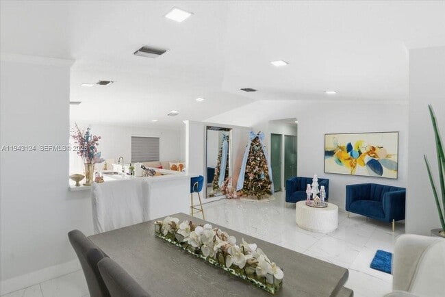 Building Photo - 18366 SW 139th Ct