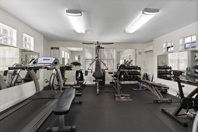 Building Photo - 7161 SW 55th Terrace W