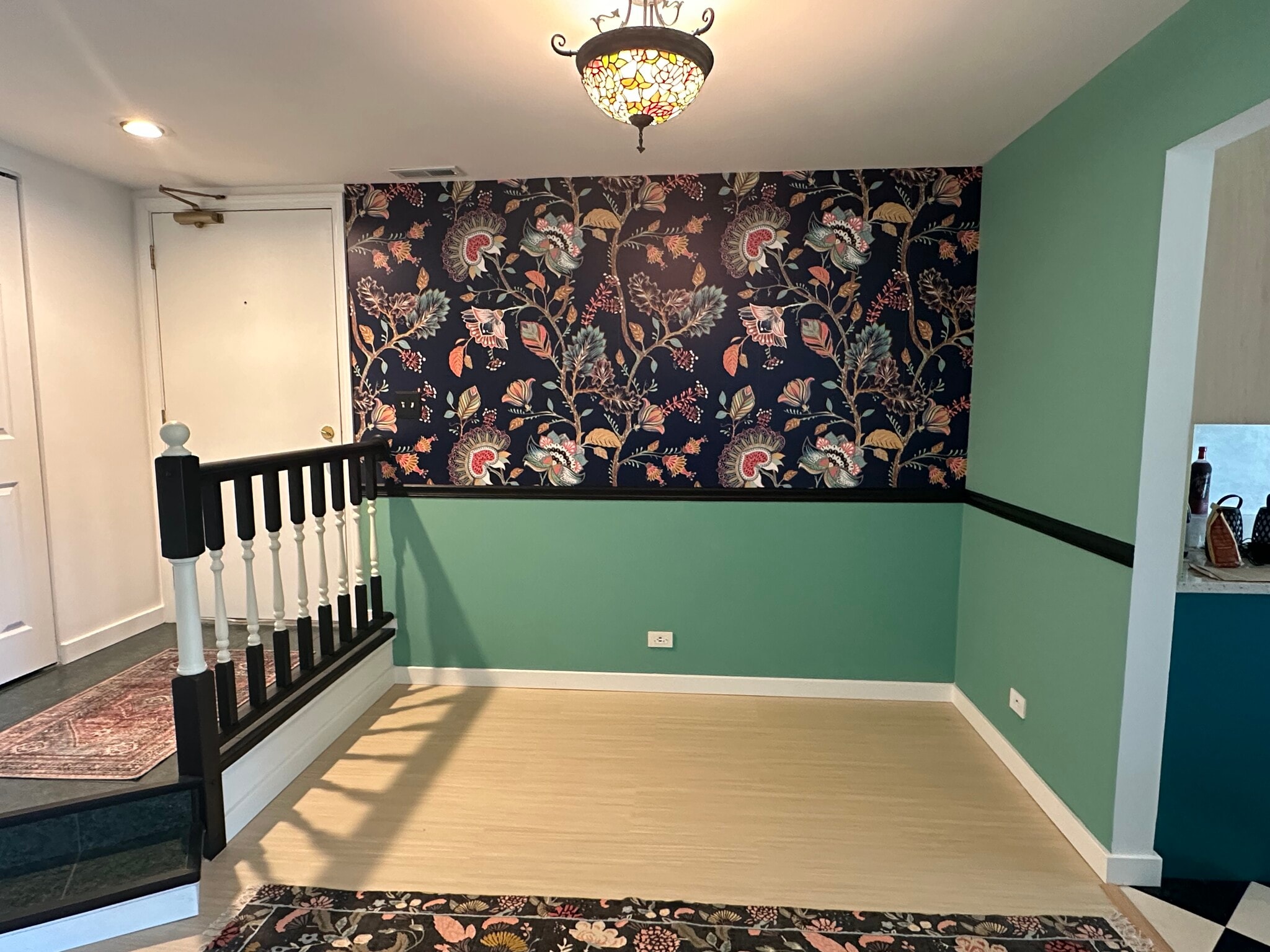 Entry / dining room can be reimagined as reading nook, music listening, or game board room - 174 Hemingway Ct