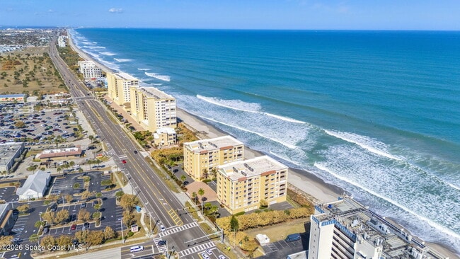 Building Photo - 1085 S Hwy A1A